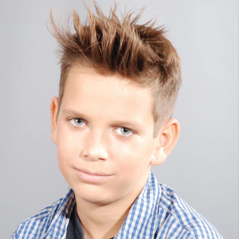 Estilo de corte de caballero número dos de la galería
