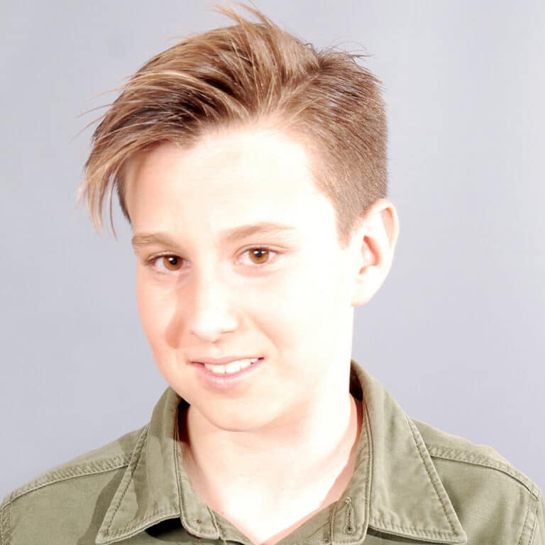 Resultado de un corte de pelo de caballero hecho en Hombre Actual