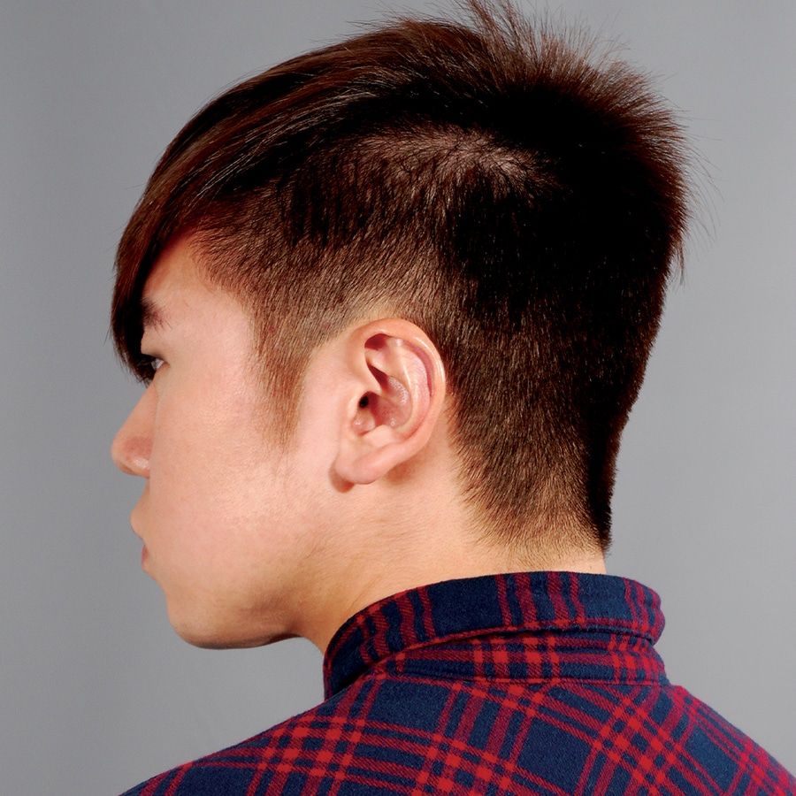 Estilo de corte de caballero realizado en Hombre Actual